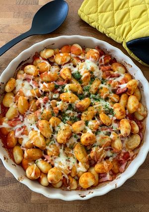 A picture of Gnocchi Gratin, Pizza Style.