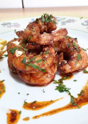 Una foto de Langostinos al ajillo