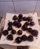 Trufas exprés de pasas de uva y chocolate
