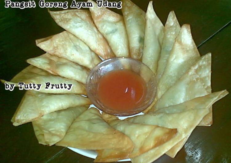 Langkah Mudah untuk Membuat Pangsit Goreng Ayam Udang yang Menggugah Selera