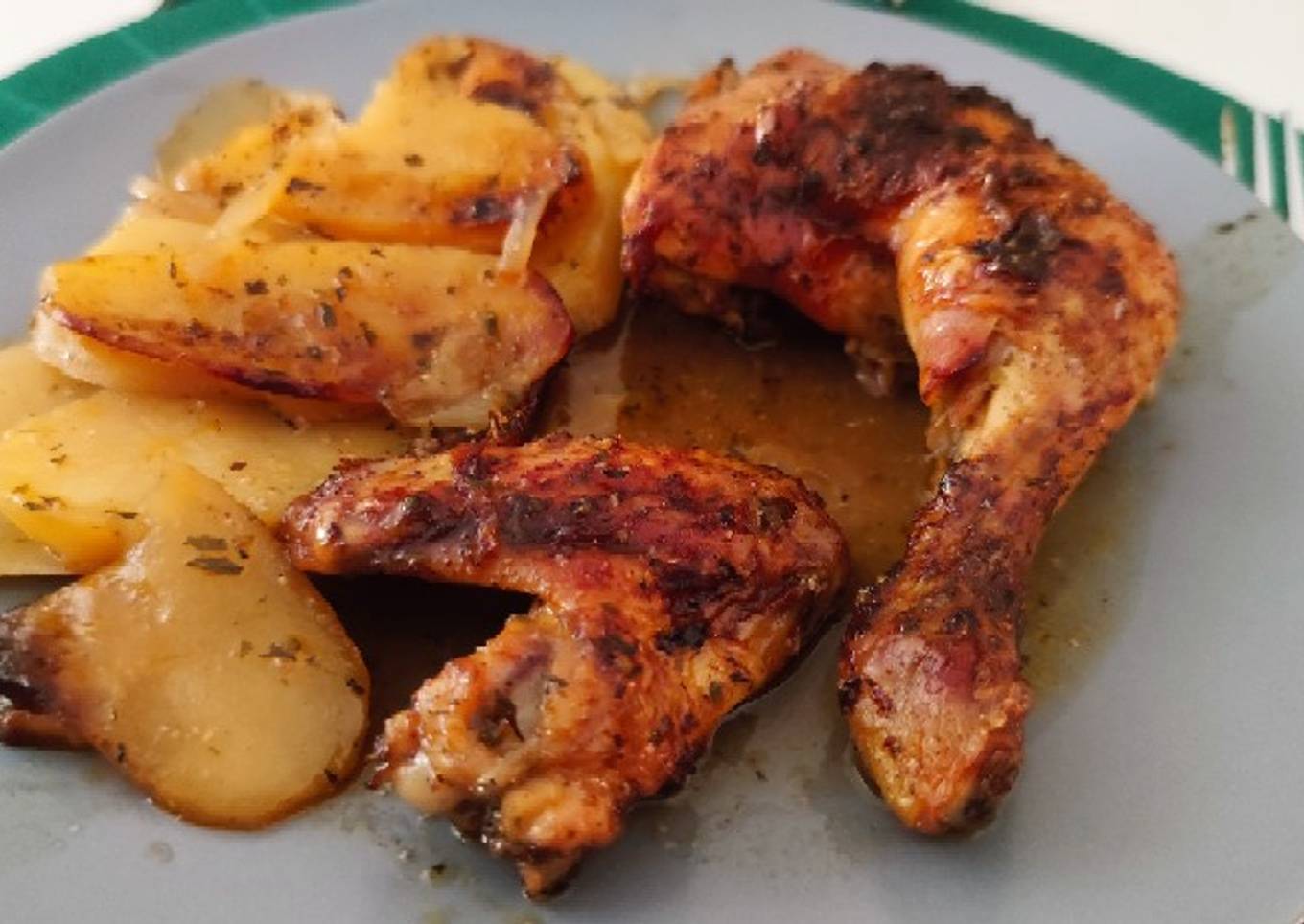 Pollo asado con patatas