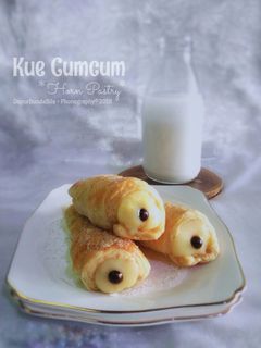 Foto resep Kue Cumcum (Horn Pastry) #SelasaBisa