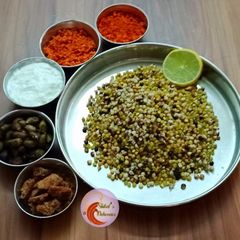 A picture of Roasted Hurda with Chutney.