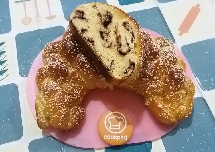 Recipe: Appetizing 565. Challah bread (braid8strands)