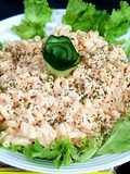 Macronie salad