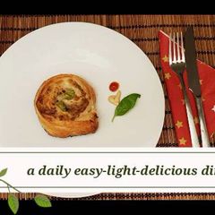 A picture of A daily easy-light-delicious dinner/brunch (savoury danish pastries).