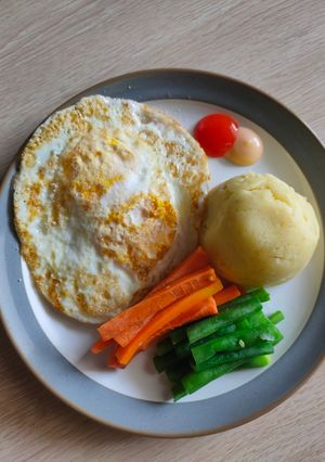 Foto resep Mashed potato with eggs