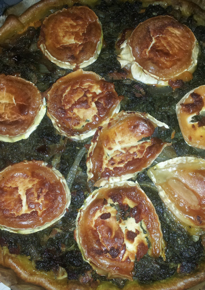 Una foto de Pastel de batatas, espinacas y queso