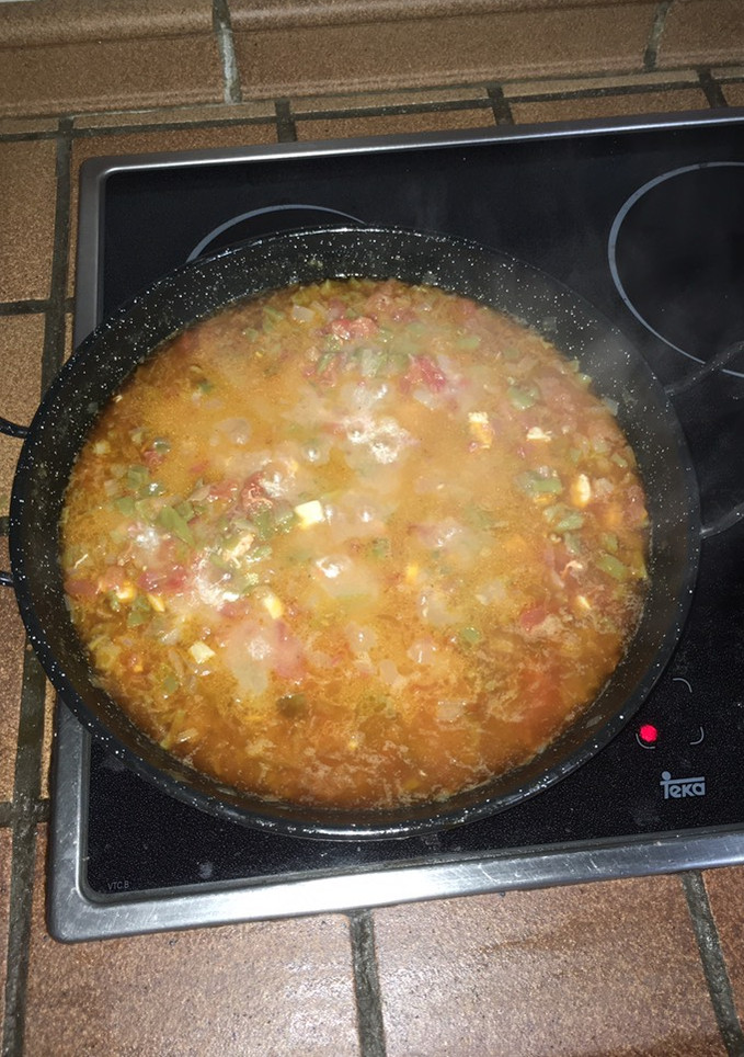 Una foto de Fondo para arroz PANZURRINO