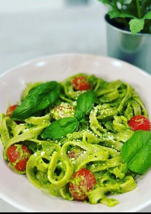 Une photo de Tagliatelles au pesto d avocat