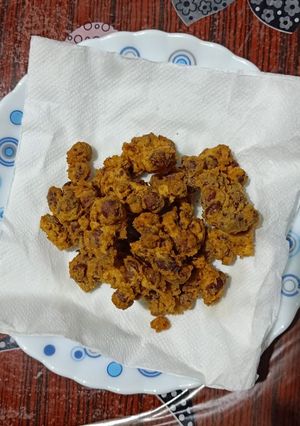 মশালাদার চীনেবাদাম (পি নাট) (masladar chinebadam recipe in bengali) রেসিপির প্রধান ছবি