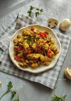 عکسی از دستور خوراک فیله مرغ و قارچ (شام رژیمی)