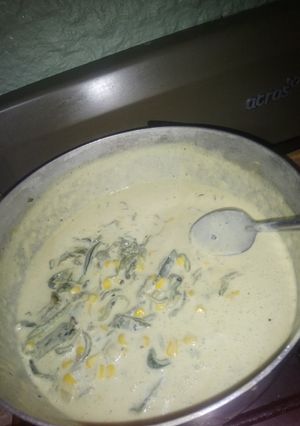 Una foto de Rajas poblanas con elote