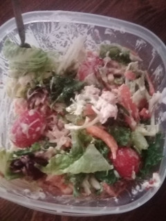 A picture of Chicken 🍗 ceasar salad.