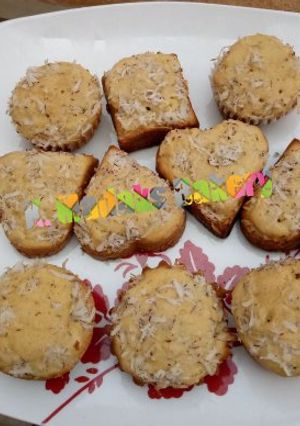 A picture of Coconut milk cupcakes.