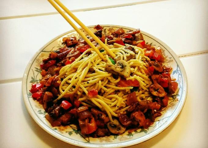 Italian Spaghetti with pan fried mushrooms