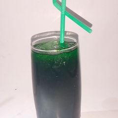 A picture of Mint leaves lemonade.