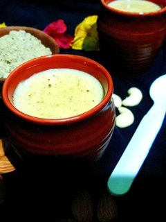 थंडाई कस्टर्ड (Thandai Custard recipe in hindi) रेसिपी मुख्य फोटो