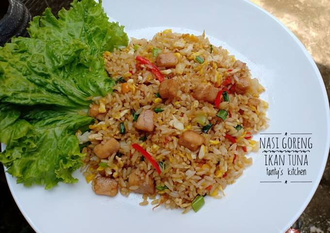 Resep Nasi goreng ikan tuna oleh Tanty suryati - Cookpad