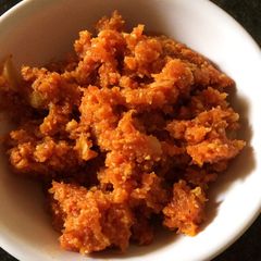 Traditional carrot halwa with khoya A picture of Traditional carrot halwa with khoya.
