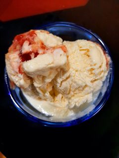 Foto resep Strawberry Cheesecake Ice Cream (Es Krim ala W*lls)