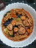 Suki Kuah Tom Yam (bumbu Instan) dengan Kaldu Udang