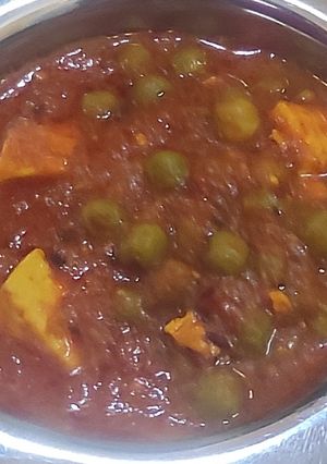 मटर पनीर सब्जी(matar paneer recipe in hindi) रेसिपी मुख्य फोटो