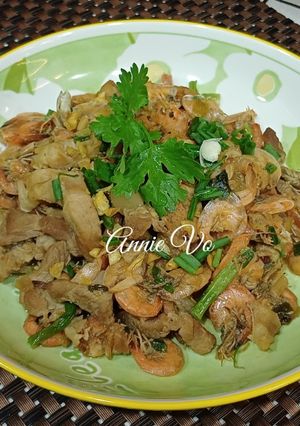 Hình của món Tép đồng rang thịt.