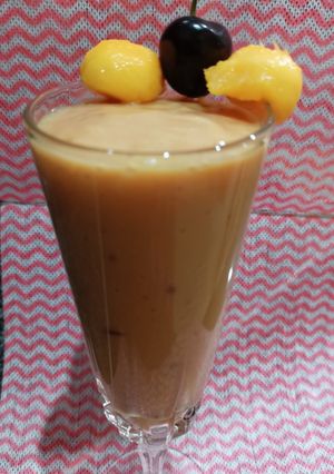 A picture of 🍒 Cherry Mango shake 🥭.