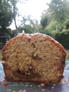 Una foto de Budín de banana con corazón de dulce de leche