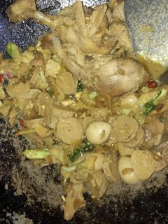 Foto resep Tongseng telur puyuh dan bunga kol