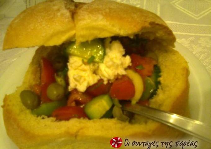 Greek salad (authentic)