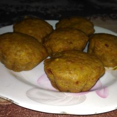 A picture of Carrot cup cakes.