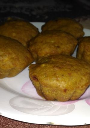 A picture of Carrot cup cakes.