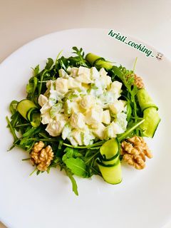 Фото Легкий и необычно вкусный салат.