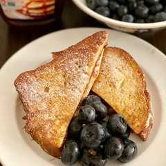 รูปของ French toast with Choco cheese (Gluten free & Keto) 🍞🧀🍫