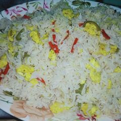 A picture of Egg fried rice 🍚🍚.
