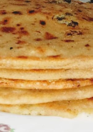 A picture of Mooli (radish) parathe.