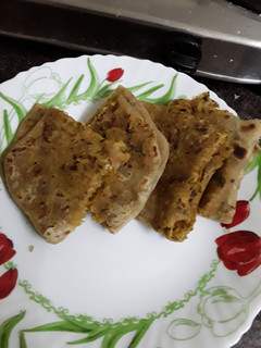 முட்டைக்கோஸ் பராத்தா செய்முறை முக்கிய புகைப்படம்