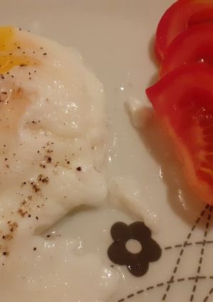 صورة لوصفة البيض المقلي بالماء