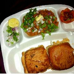 A picture of Pav Bhaji.