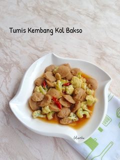 Foto resep Tumis Kembang Kol Bakso