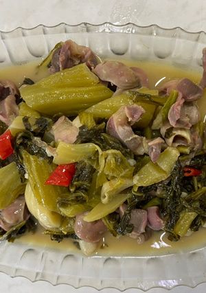 Hình của món Cải chua xào mề gà.