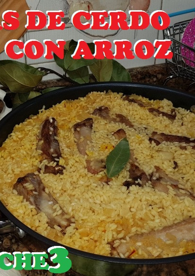 Una foto de Costillas de cerdo ibéricas con arroz