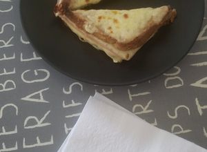 Una foto de Sándwiches madame croque