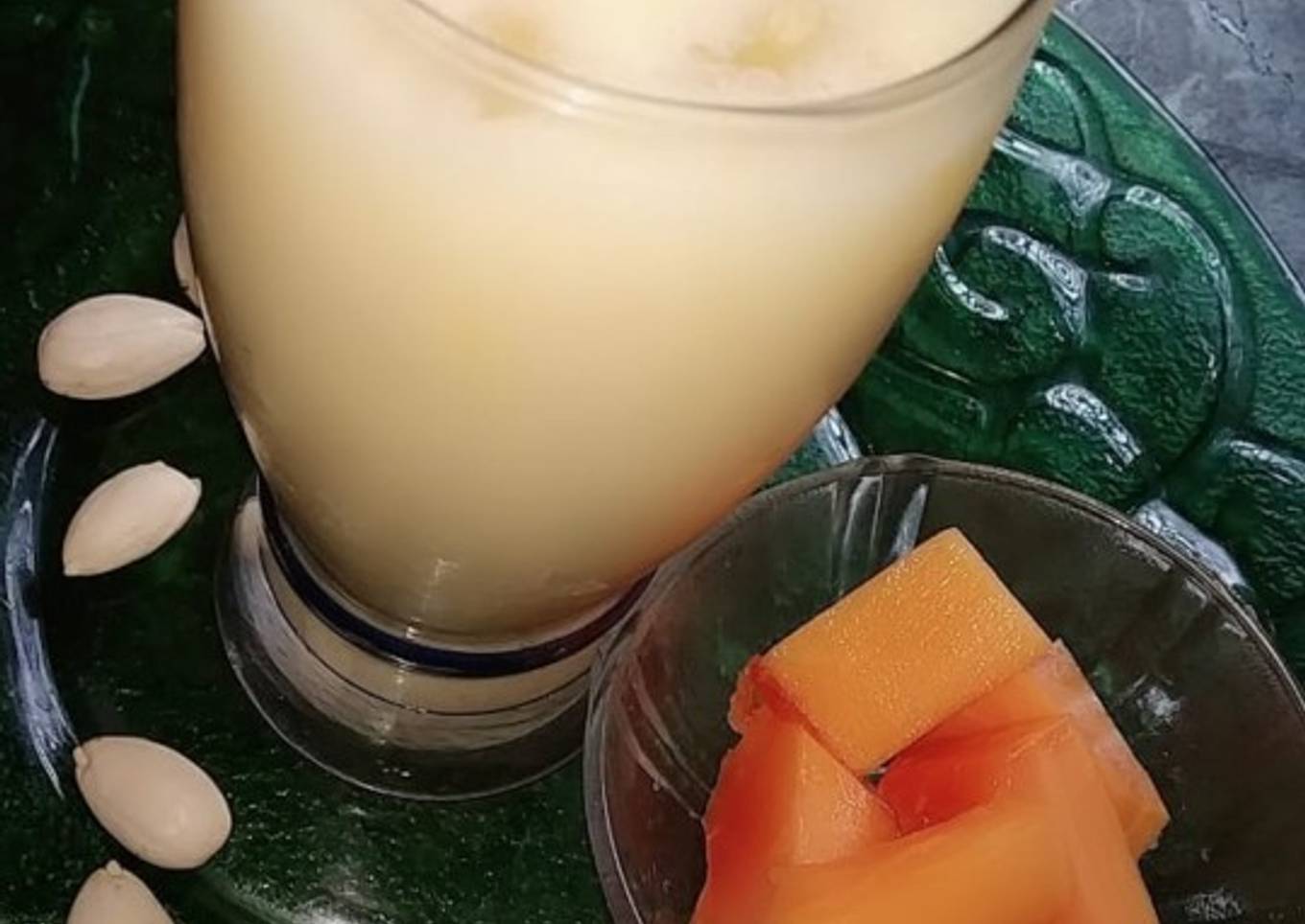 Papaya almond shake