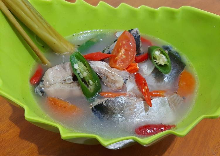 Ikan Kuah Asam (ala Ternate)