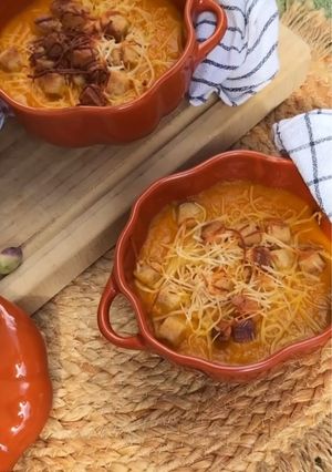 Foto principal de Crema de calabaza y puerros asados