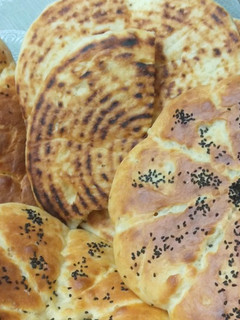 صورة لوصفة خبز بعجينة واحدة في الطجين والكوشة خفيف جدا 🤗