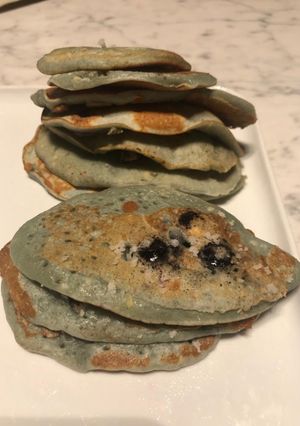 Une photo de Pancakes à la myrtille